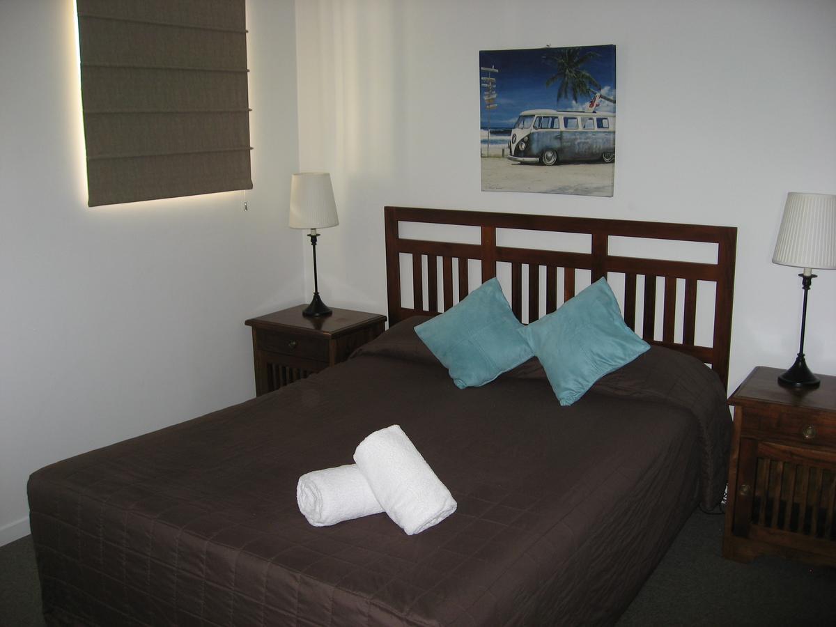 Moorings Beach Resort Caloundra Buitenkant foto