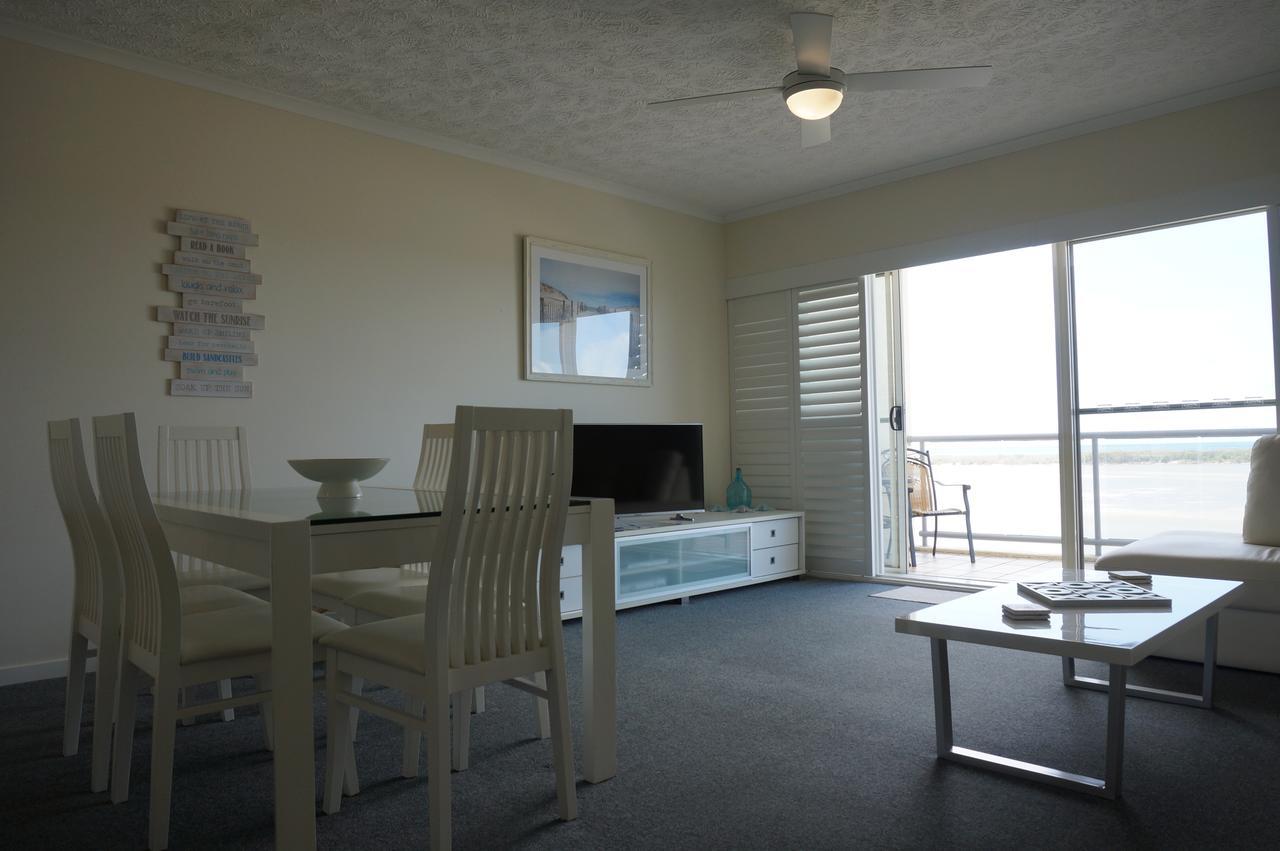 Moorings Beach Resort Caloundra Buitenkant foto