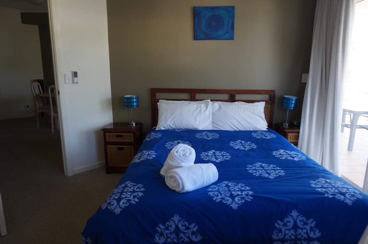 Moorings Beach Resort Caloundra Buitenkant foto