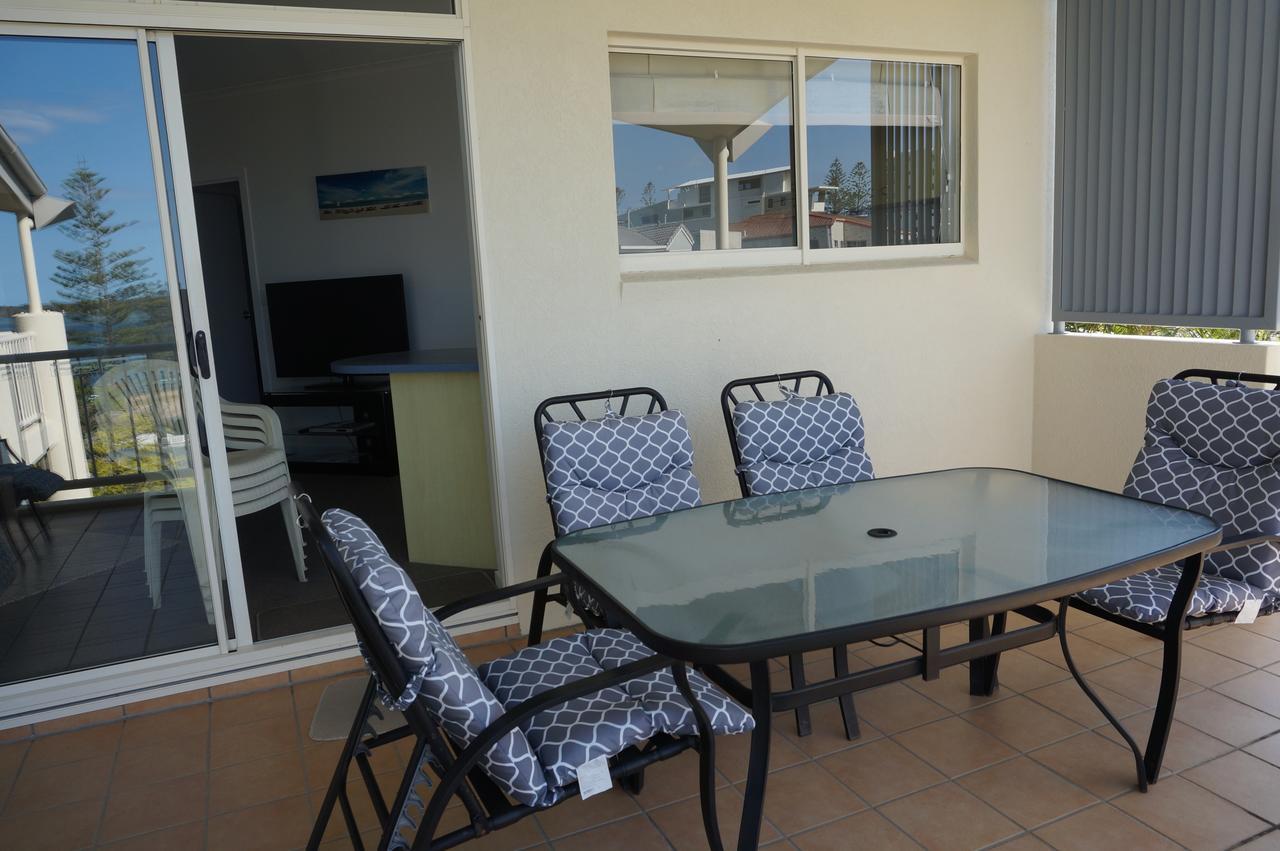 Moorings Beach Resort Caloundra Buitenkant foto