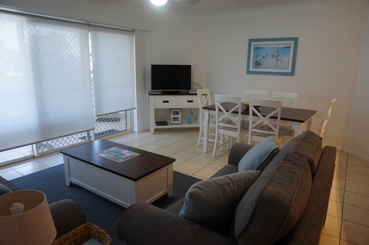 Moorings Beach Resort Caloundra Buitenkant foto