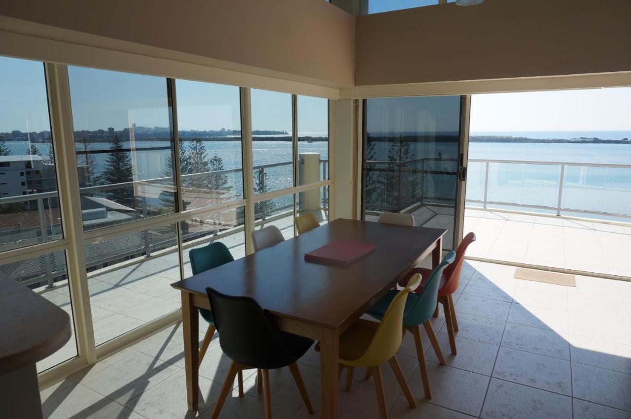Moorings Beach Resort Caloundra Buitenkant foto