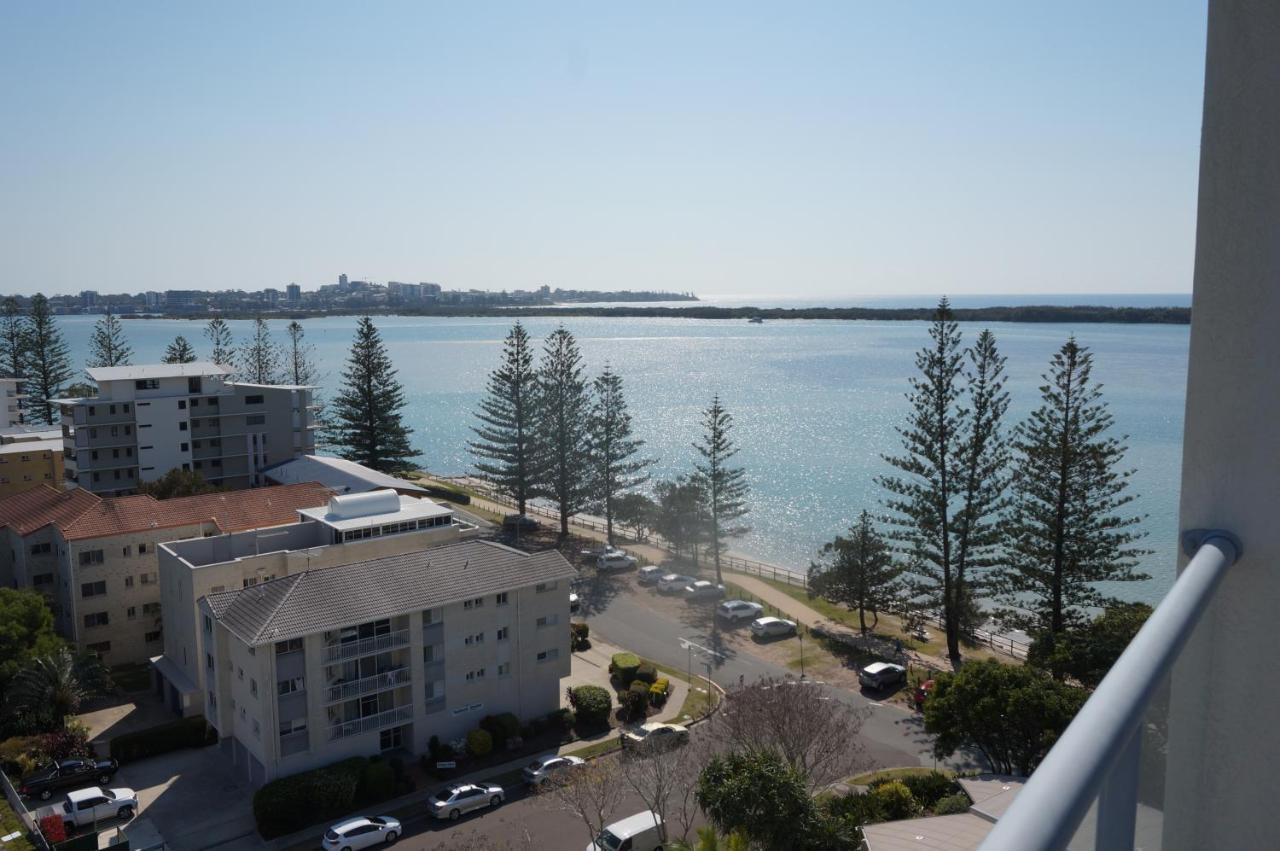 Moorings Beach Resort Caloundra Buitenkant foto